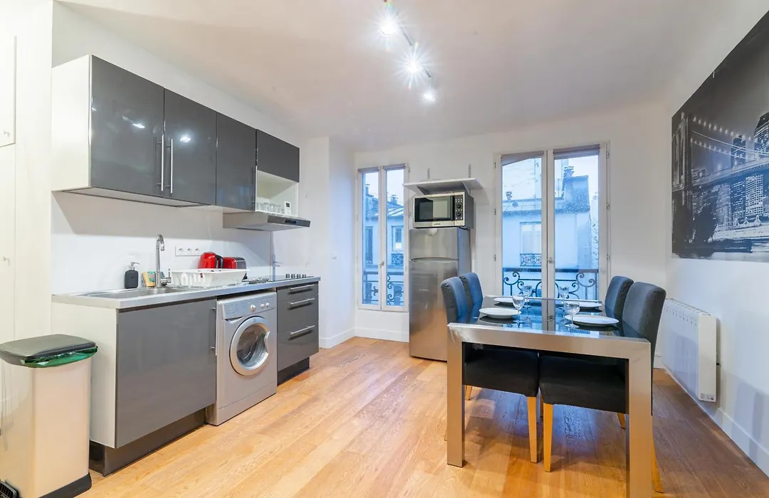 Luxurious 1 Bedroom Tour Eiffel Saint Dominique Free Netflix-1